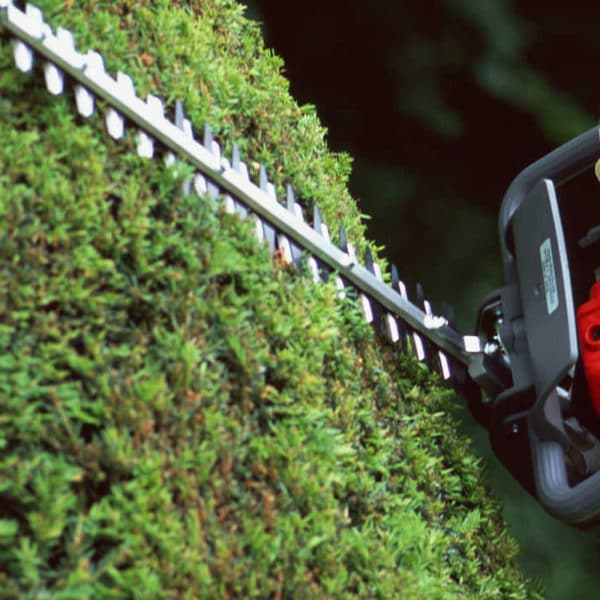 Honda-garden-machinery-grass-sales-da-forgie-northern-ireland-handhelds-hedgetrimmer-range-1